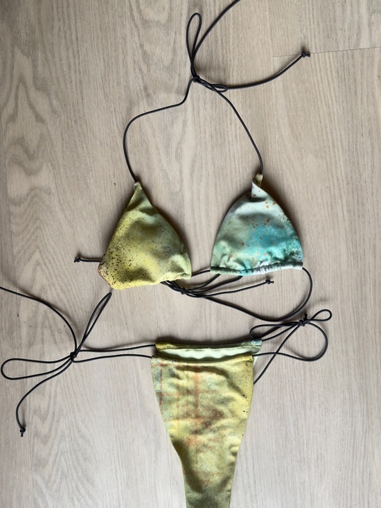 String Bikini Set - Picture 1 of 1